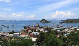 gallery/labuan-bajo/labuan-bajo-from-the-hill-1.jpg