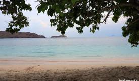 gallery/pink-beach/pink-beach-komodo-island-15.jpg